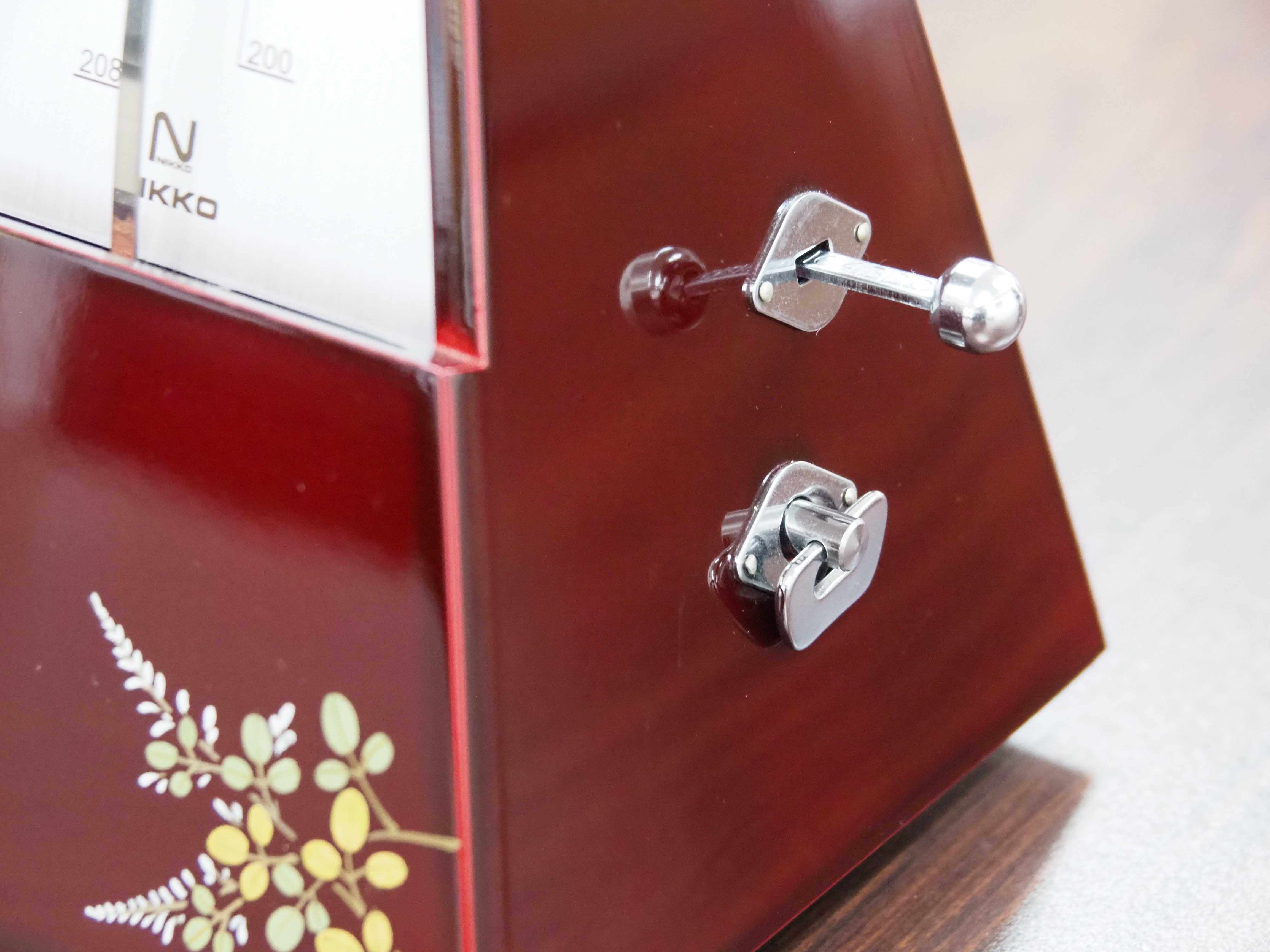 Winding key_Beat selector